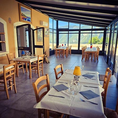 La Gruppio Bed and Breakfast Ilonse Eksteriør billede